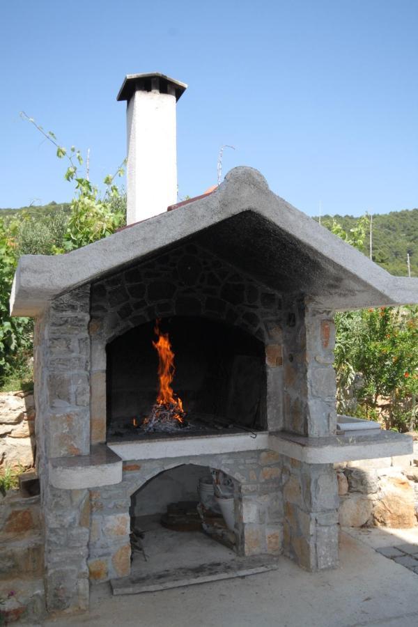 Apartments And Rooms By The Sea Cove Soline, Dugi Otok - 448 Veli Rat Εξωτερικό φωτογραφία